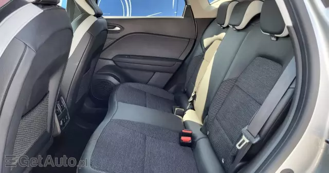 RENAULT Captur TCe Mild Hybrid 140 EDC GPF EVOLUTION