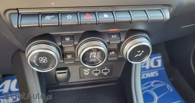 RENAULT Captur TCe Mild Hybrid 140 EDC GPF EVOLUTION