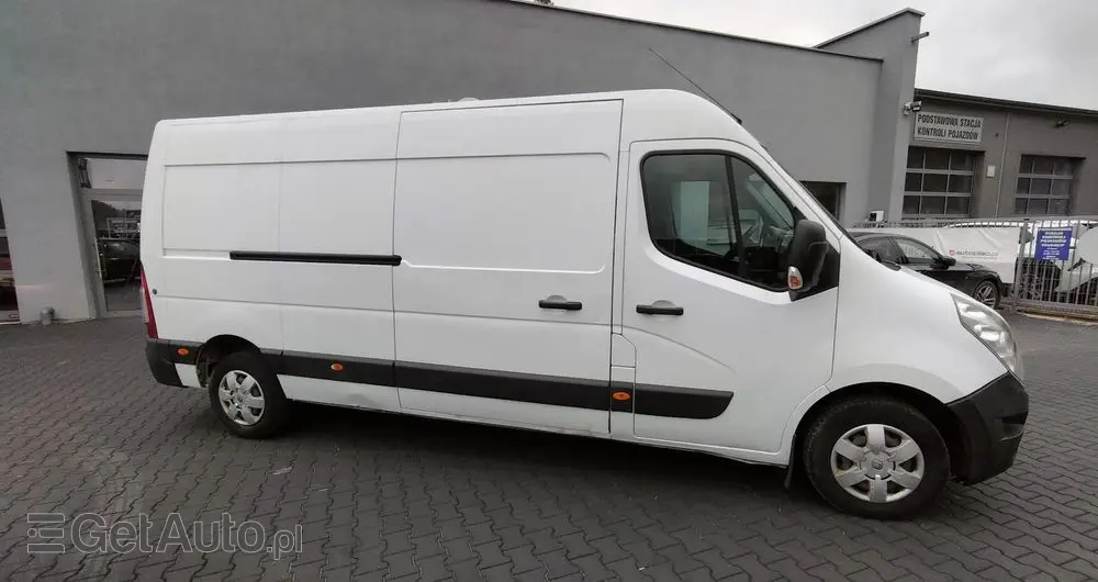 RENAULT Master 