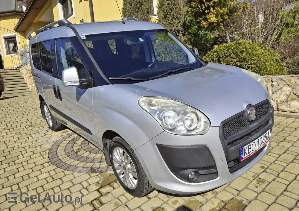 FIAT Doblo 1.6 16V Multijet Start&Stopp Dualogic Emotion Family
