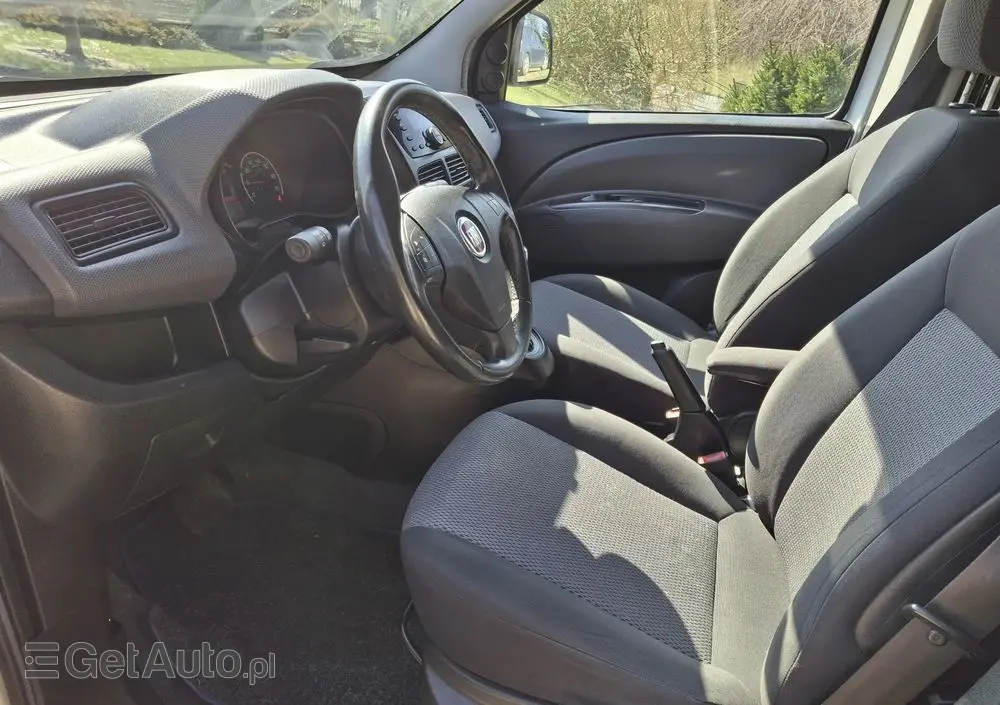 FIAT Doblo 1.6 16V Multijet Start&Stopp Dualogic Emotion Family
