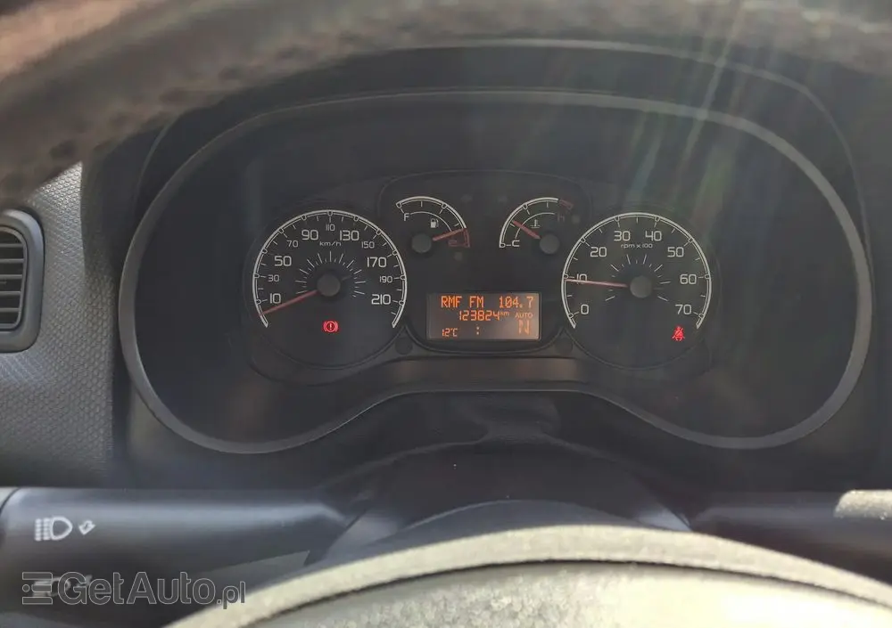 FIAT Doblo 1.6 16V Multijet Start&Stopp Dualogic Emotion Family