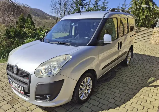 FIAT Doblo 1.6 16V Multijet Start&Stopp Dualogic Emotion Family