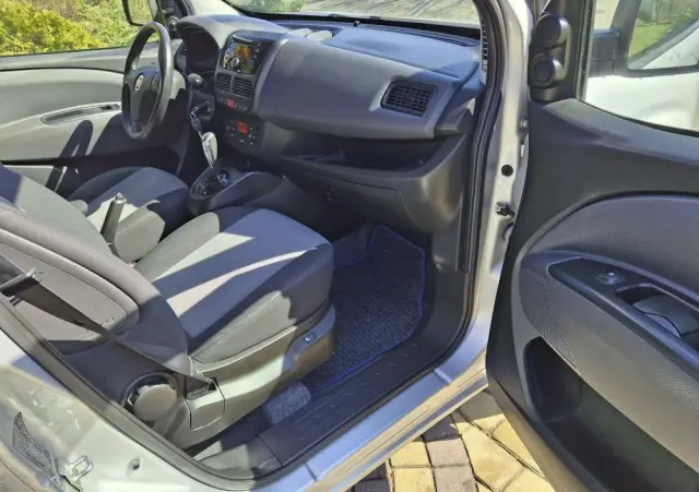 FIAT Doblo 1.6 16V Multijet Start&Stopp Dualogic Emotion Family