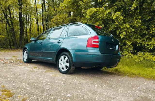 SKODA Octavia 