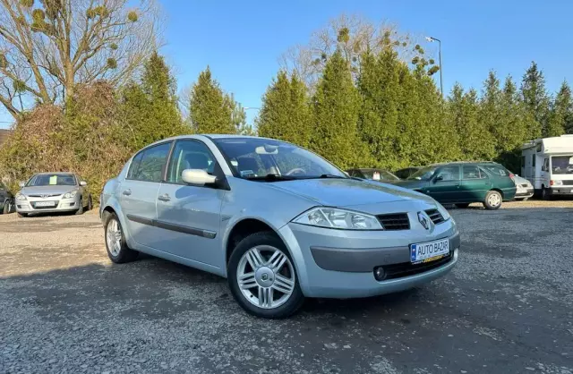 RENAULT Megane 