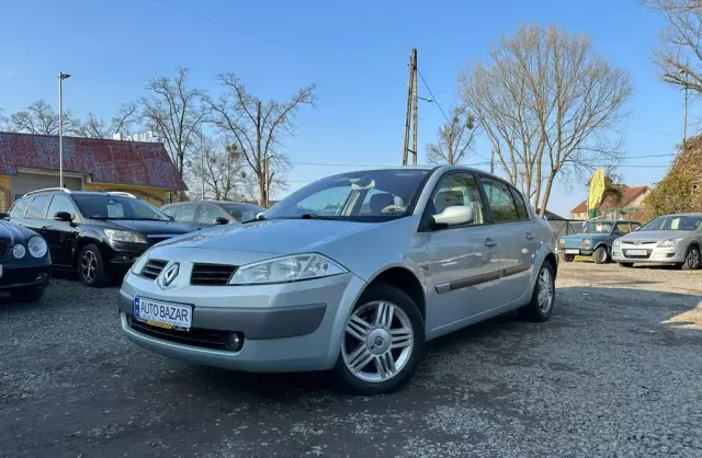 RENAULT Megane 