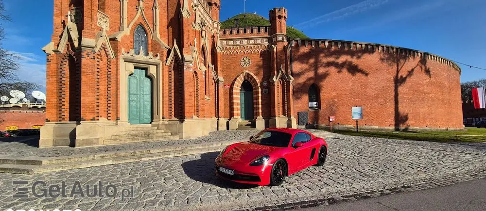 PORSCHE Cayman 