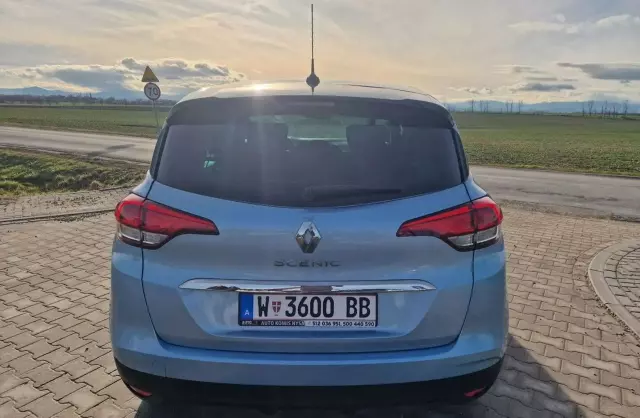 RENAULT Scenic 