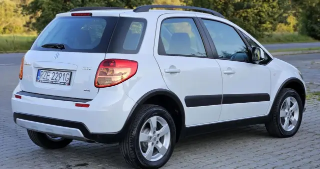 SUZUKI SX4 1.6 VVT 4x4 Style