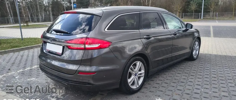 FORD Mondeo 2.0 TDCi STart-Stopp PowerShift-Aut Titanium