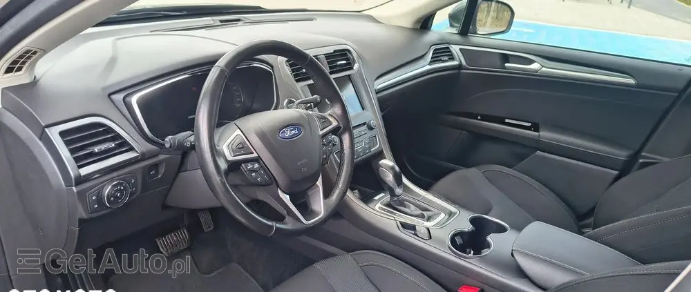 FORD Mondeo 2.0 TDCi STart-Stopp PowerShift-Aut Titanium