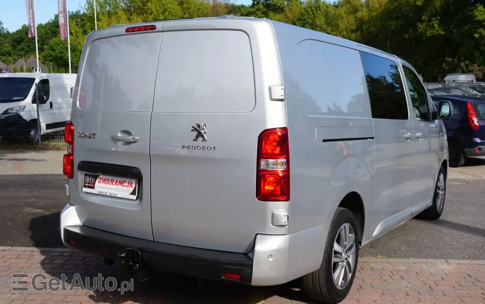 PEUGEOT Expert 2.0 L2 EHZ EAT8