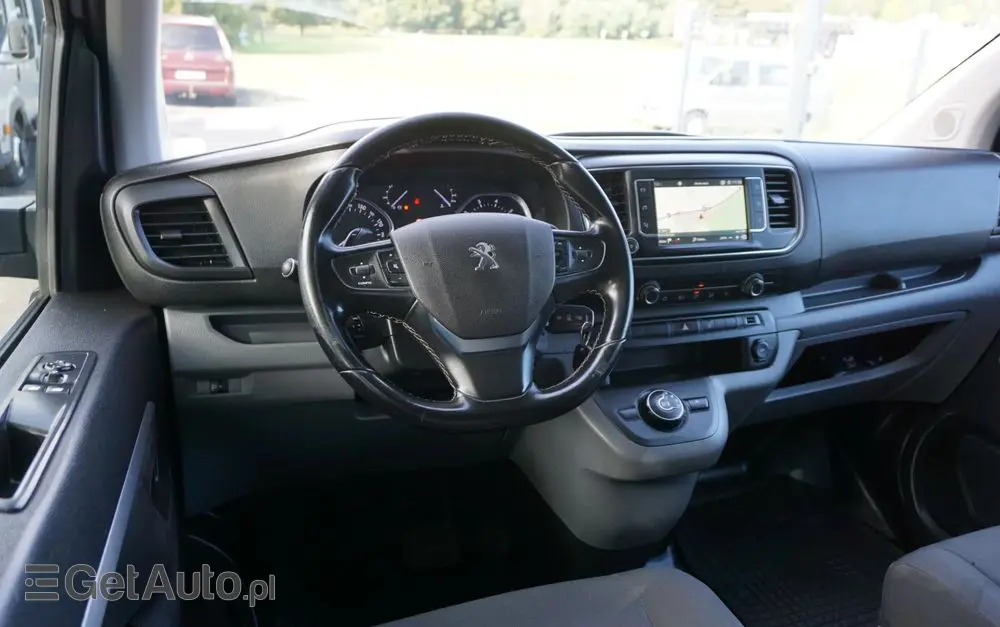 PEUGEOT Expert 2.0 L2 EHZ EAT8