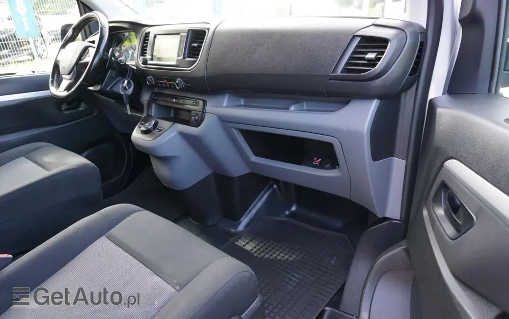 PEUGEOT Expert 2.0 L2 EHZ EAT8