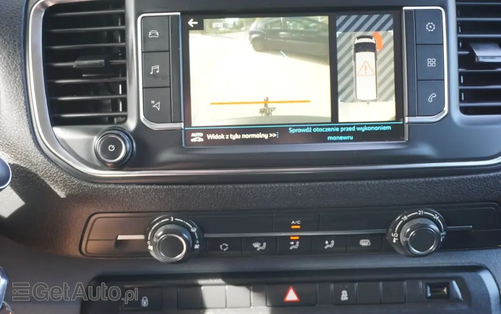 PEUGEOT Expert 2.0 L2 EHZ EAT8