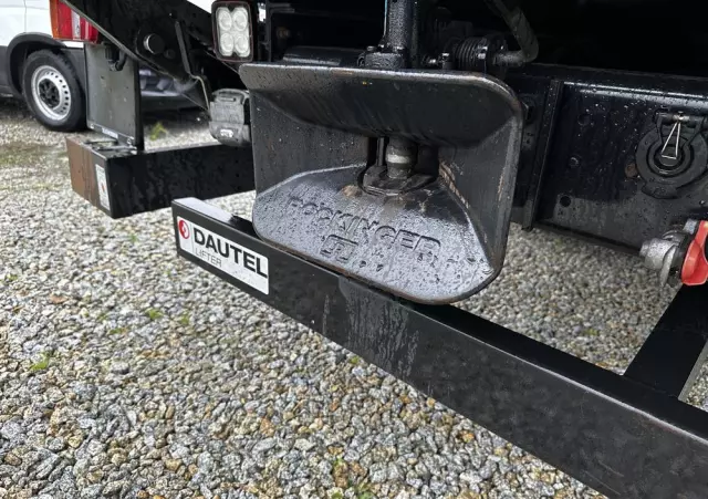 MAN TGM 15.320 Euro6/Automat/klima/Webasto/firanka/Winda/8 ton ładowności/serwis MAN/ 