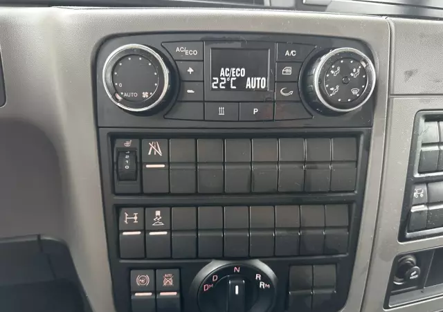 MAN TGM 15.320 Euro6/Automat/klima/Webasto/firanka/Winda/8 ton ładowności/serwis MAN/ 