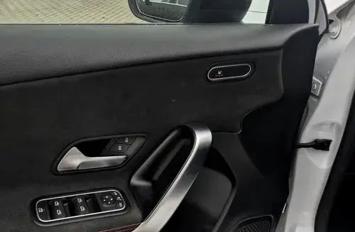 MERCEDES-BENZ Klasa A 