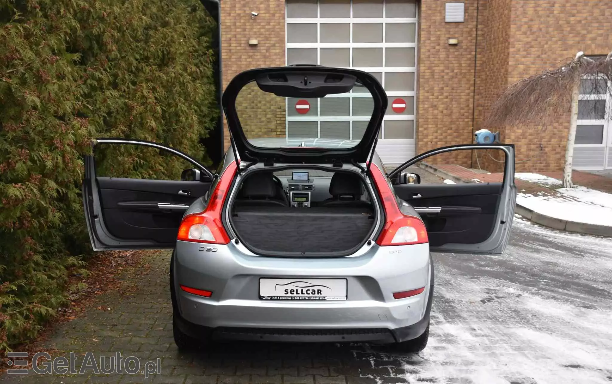 VOLVO C30 2.0D Powershift Summum