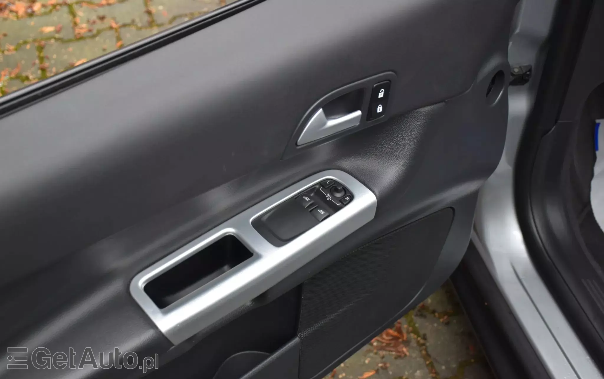 VOLVO C30 2.0D Powershift Summum