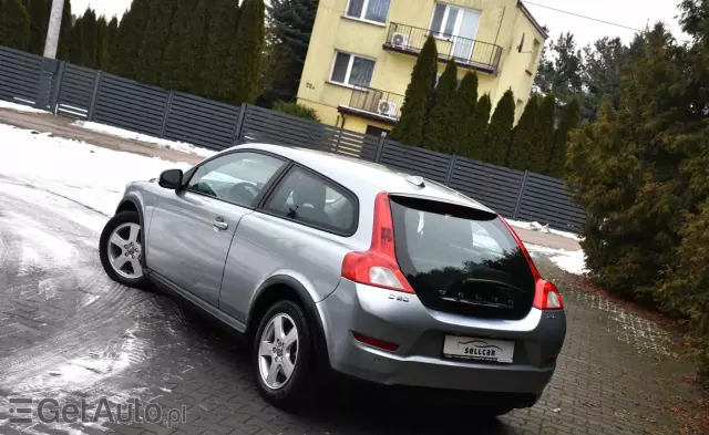 VOLVO C30 2.0D Powershift Summum