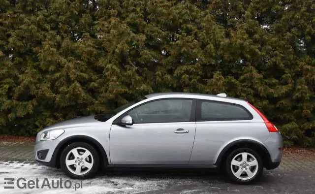 VOLVO C30 2.0D Powershift Summum