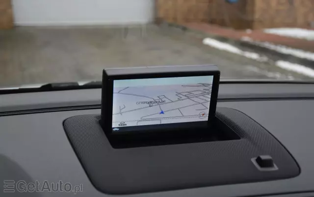 VOLVO C30 2.0D Powershift Summum