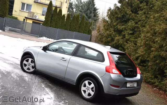 VOLVO C30 2.0D Powershift Summum