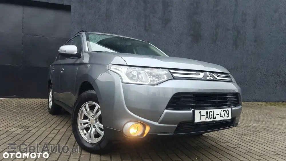 MITSUBISHI Outlander Ver-2-2-di--d-2wd-invite