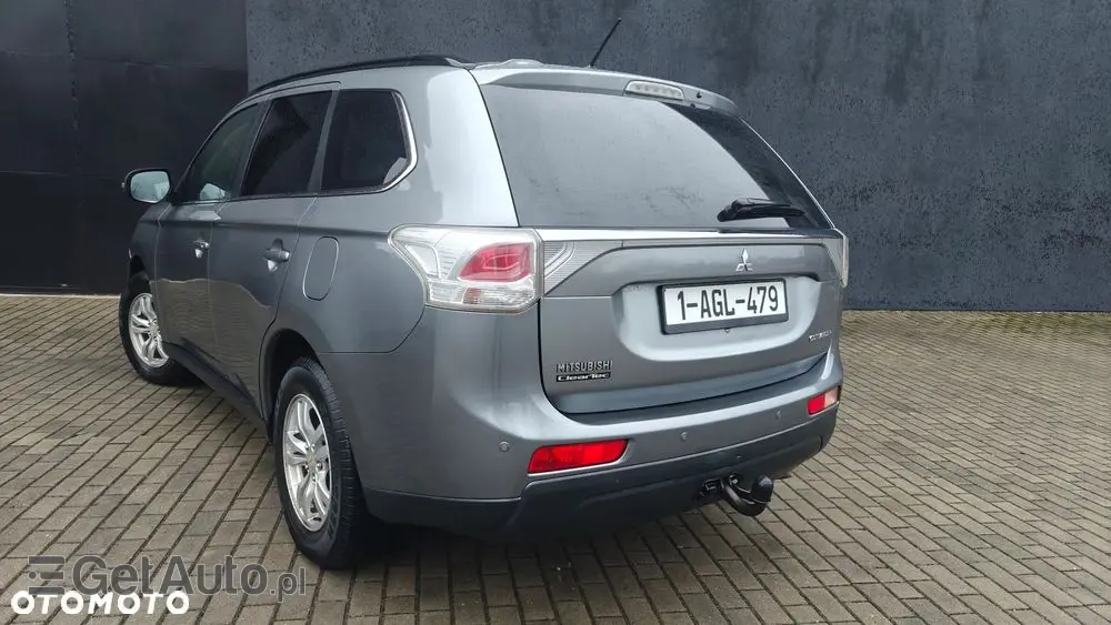 MITSUBISHI Outlander Ver-2-2-di--d-2wd-invite