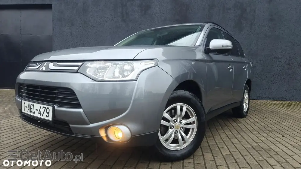 MITSUBISHI Outlander Ver-2-2-di--d-2wd-invite
