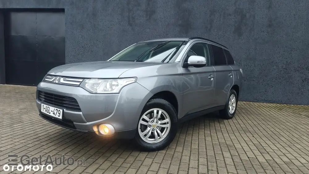 MITSUBISHI Outlander Ver-2-2-di--d-2wd-invite