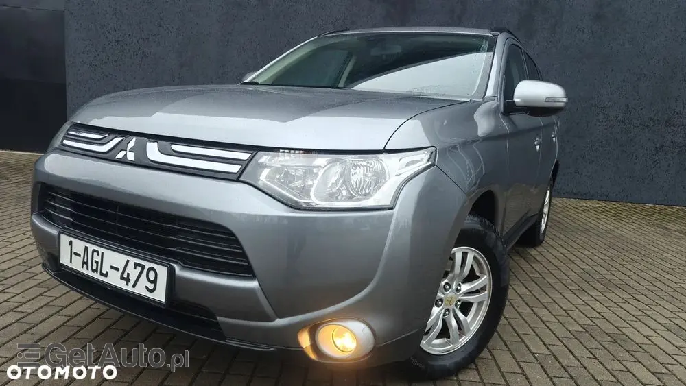 MITSUBISHI Outlander Ver-2-2-di--d-2wd-invite