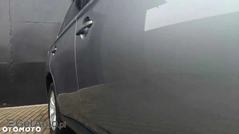 MITSUBISHI Outlander Ver-2-2-di--d-2wd-invite