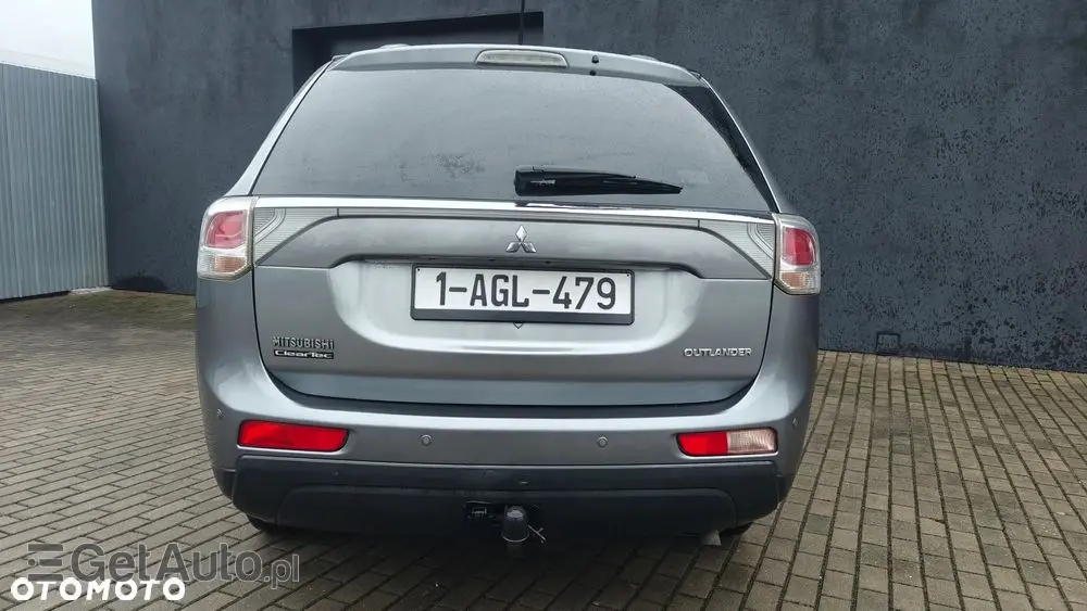 MITSUBISHI Outlander Ver-2-2-di--d-2wd-invite