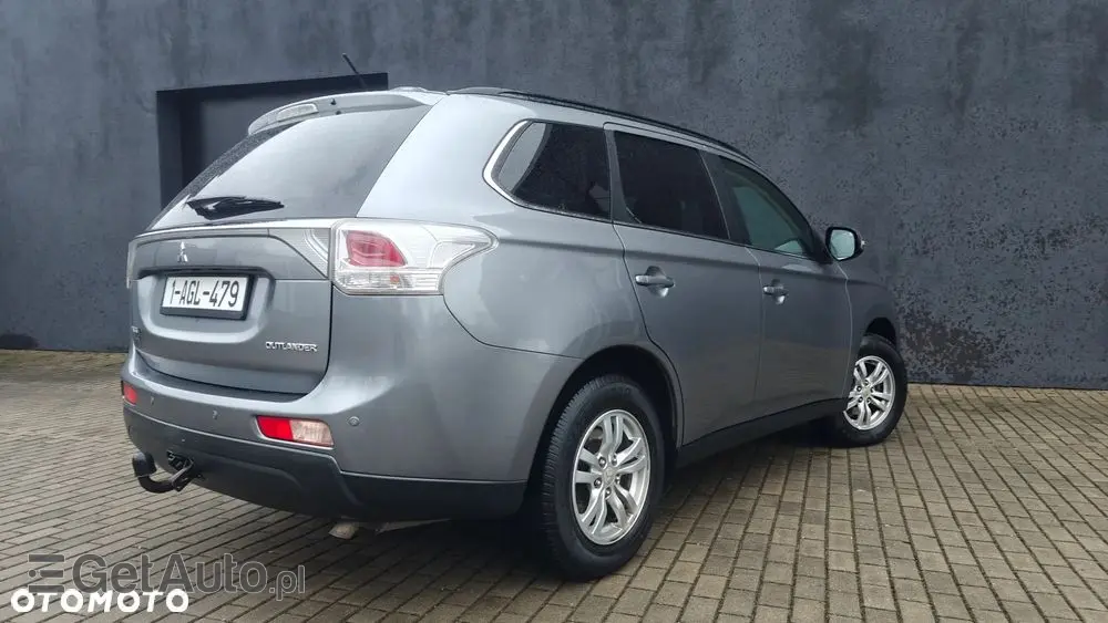 MITSUBISHI Outlander Ver-2-2-di--d-2wd-invite
