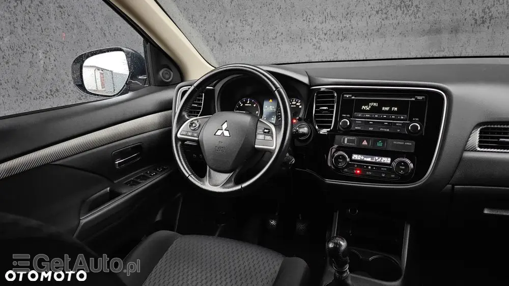 MITSUBISHI Outlander Ver-2-2-di--d-2wd-invite