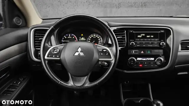 MITSUBISHI Outlander Ver-2-2-di--d-2wd-invite