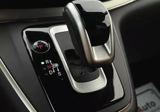 HONDA CR-V 1.6i DTEC 4WD Automatik Executive