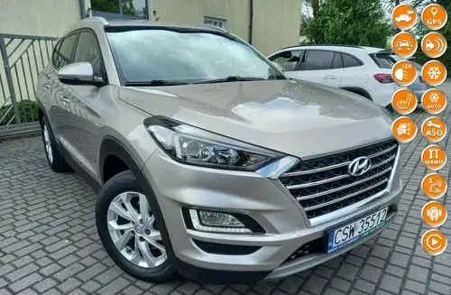 HYUNDAI Tucson 