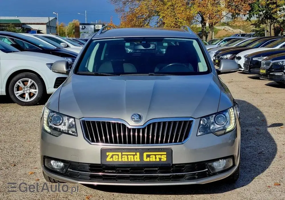 SKODA Superb 2.0 TDI DSG Elegance