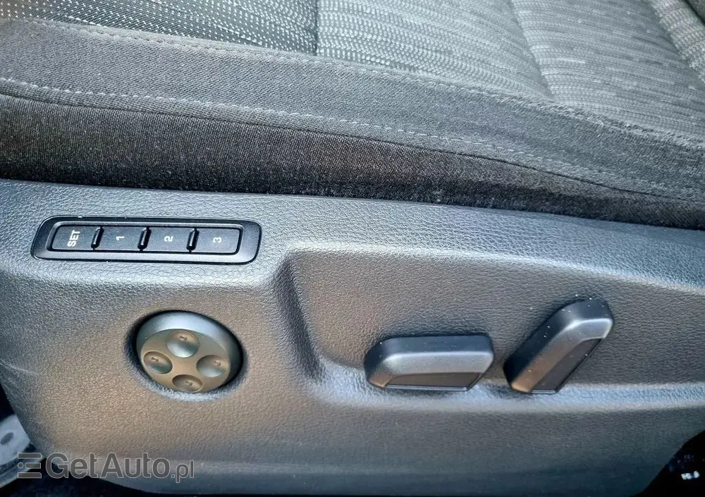 SKODA Superb 2.0 TDI DSG Elegance