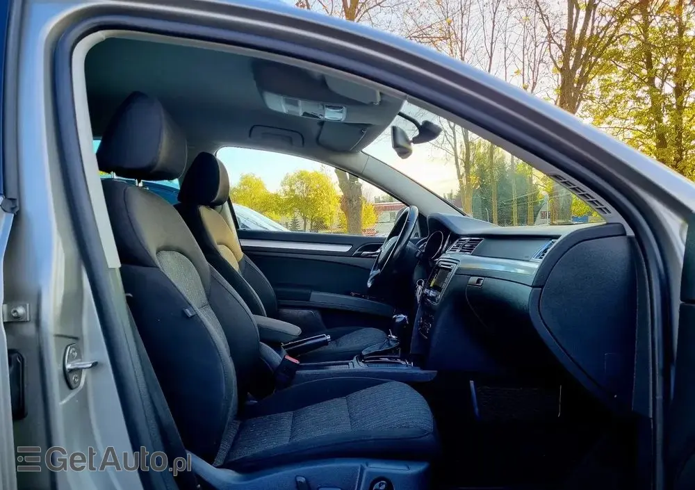 SKODA Superb 2.0 TDI DSG Elegance