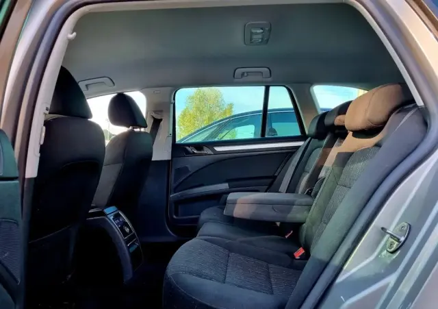 SKODA Superb 2.0 TDI DSG Elegance