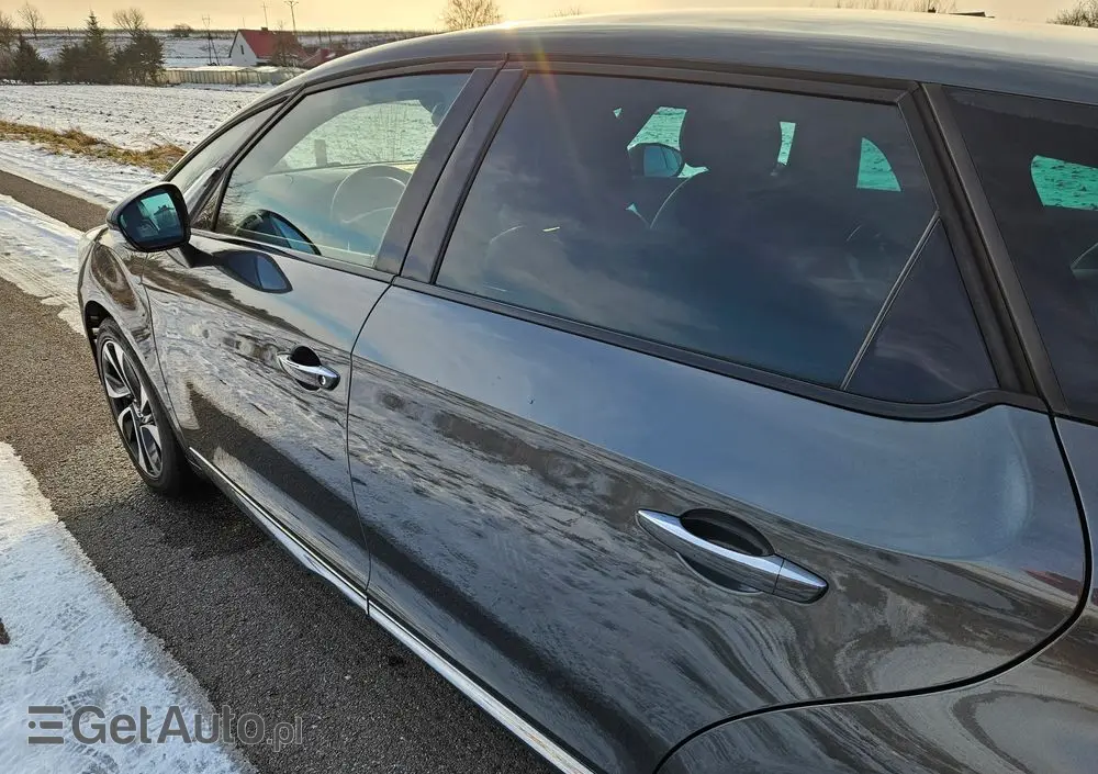 CITROËN DS5 1.6 THP SoChic