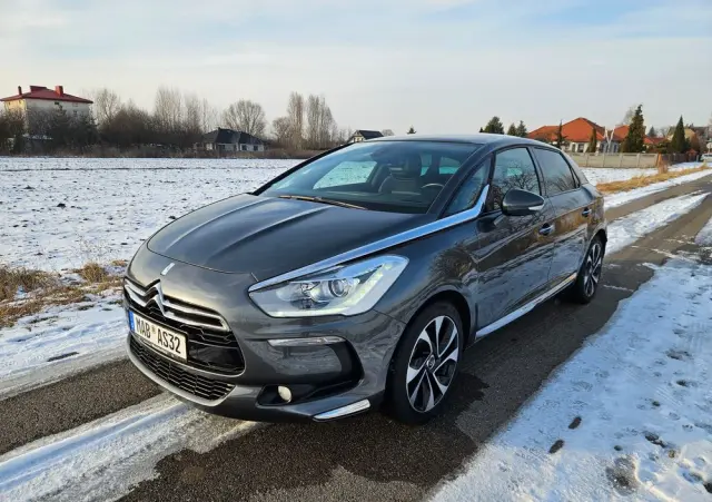 CITROËN DS5 1.6 THP SoChic