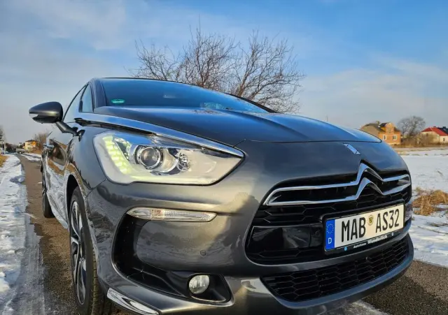 CITROËN DS5 1.6 THP SoChic