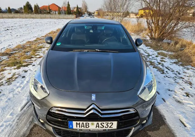 CITROËN DS5 1.6 THP SoChic