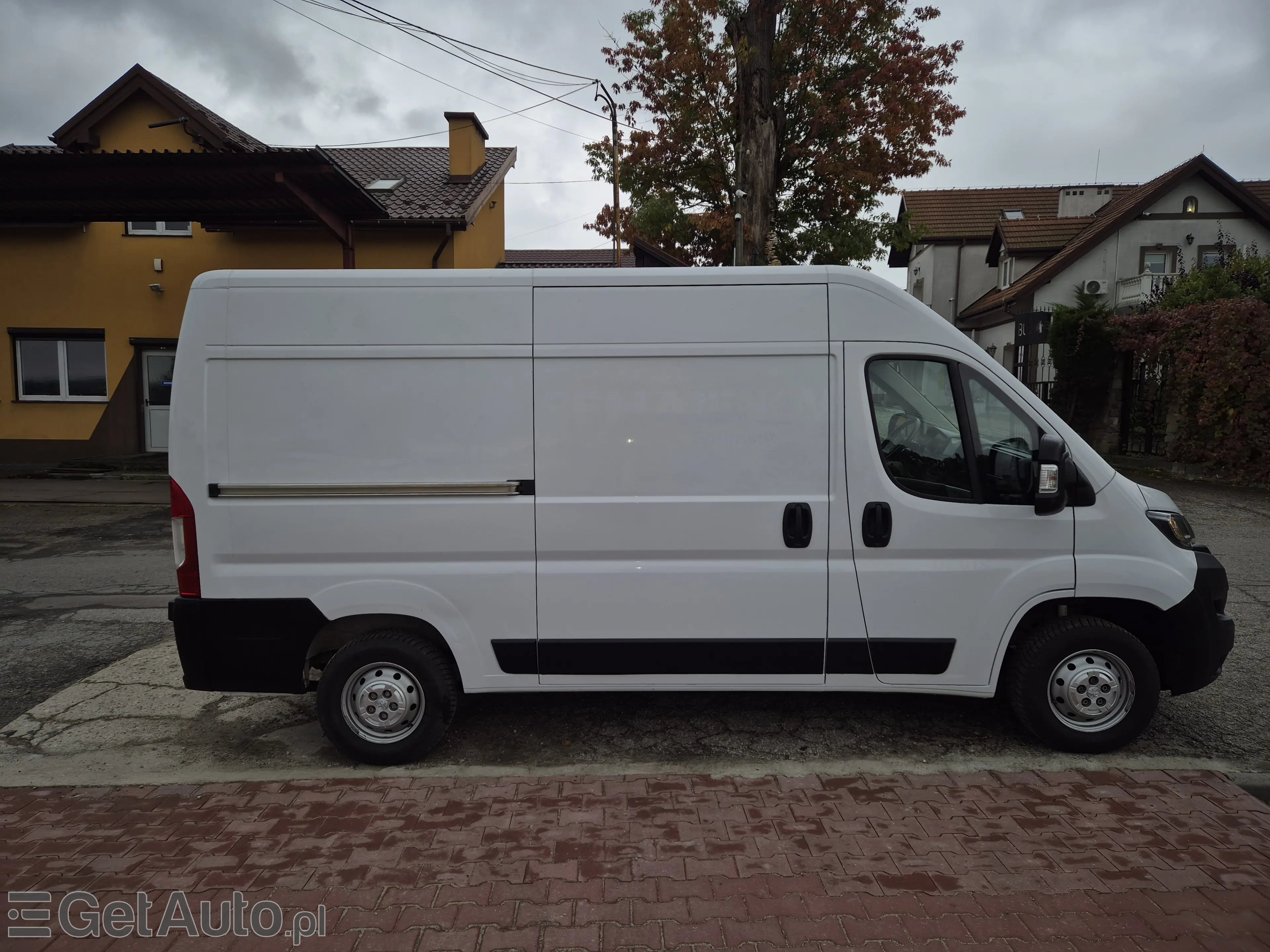 PEUGEOT Boxer L2H2